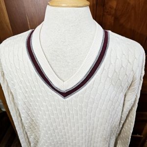 Austin Reed London- Men's MED, V neck, Designer Sweater,  Cable Knit